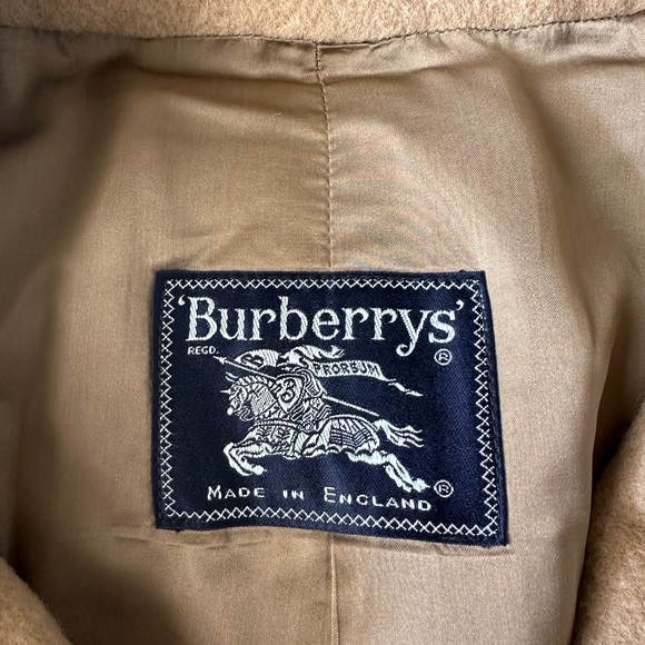 VTG Burberrys 100% camel hair belted coat lined Made in England FLAWED - Picture 4 of 16